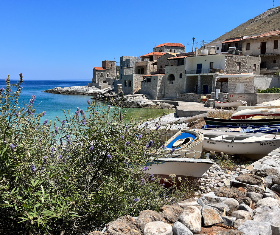 Nascosto nel meraviglioso Peloponneso si trova il villaggio di Agios Kyprianos