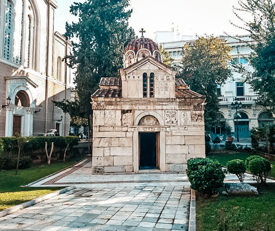 Itinerario di un giorno ad Atene: Piccola Metropoli