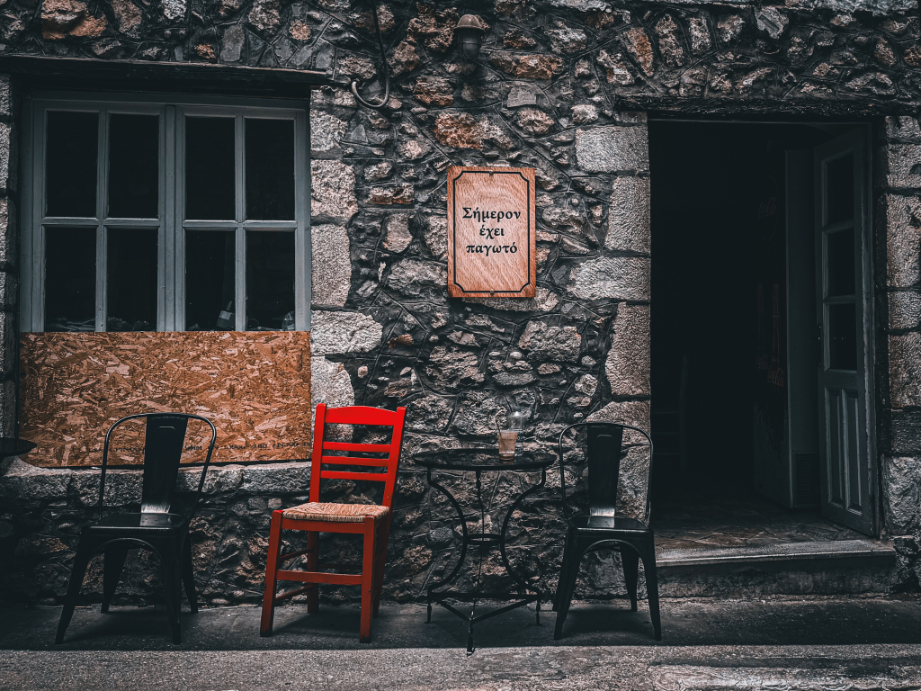 Kafeneio tradizionale nel villaggio di Leonidio, Arcadia, Peloponneso.