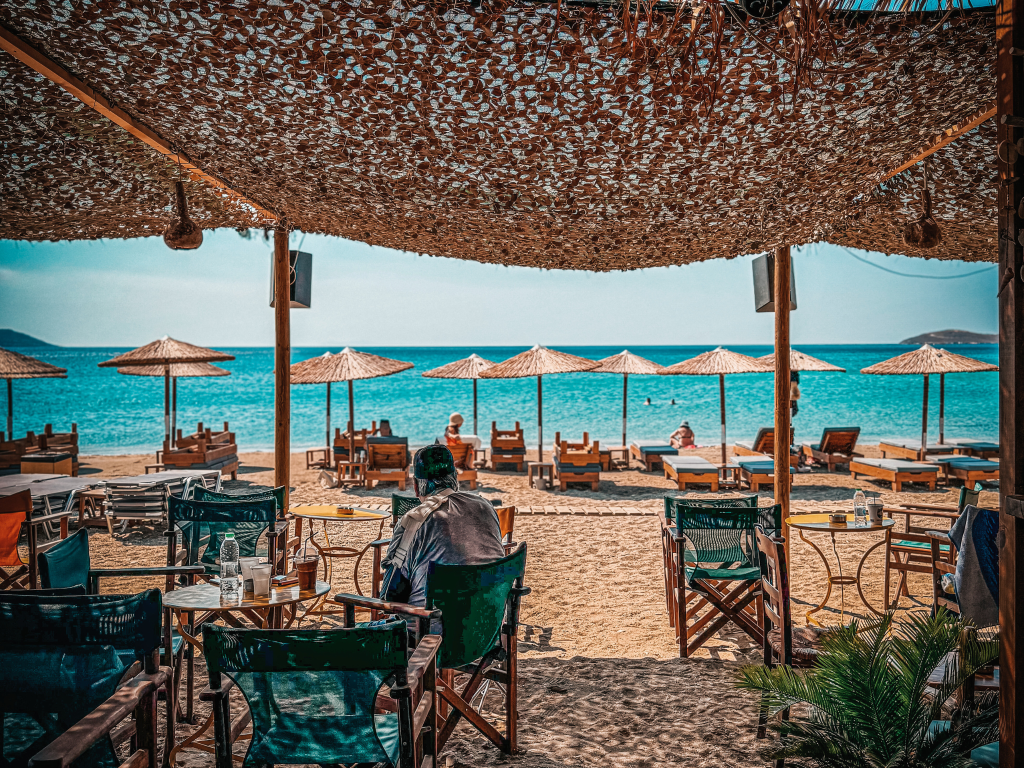 Spiaggia Galida, lido 040, angolo di relax e sole tra mare e sabbia chiara